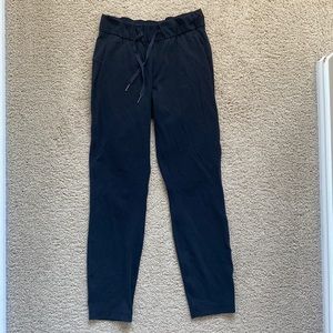 Size 2 lululemon on the fly pants